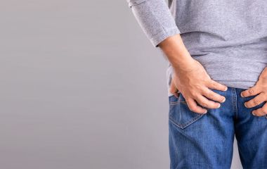 Анальная трещина: причины, симптомы и особенности развития